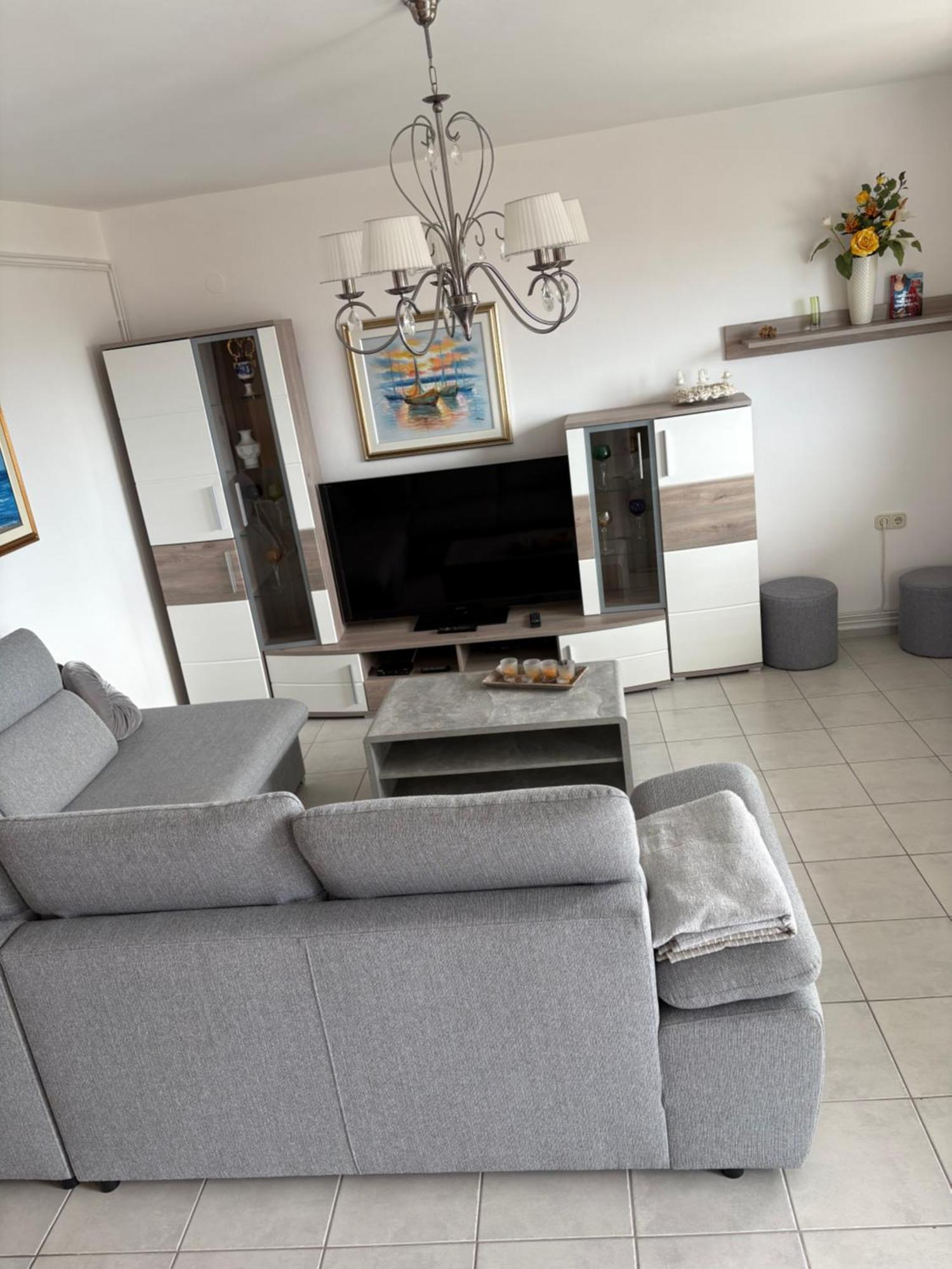 Apartments Lili Сен Екстериор снимка