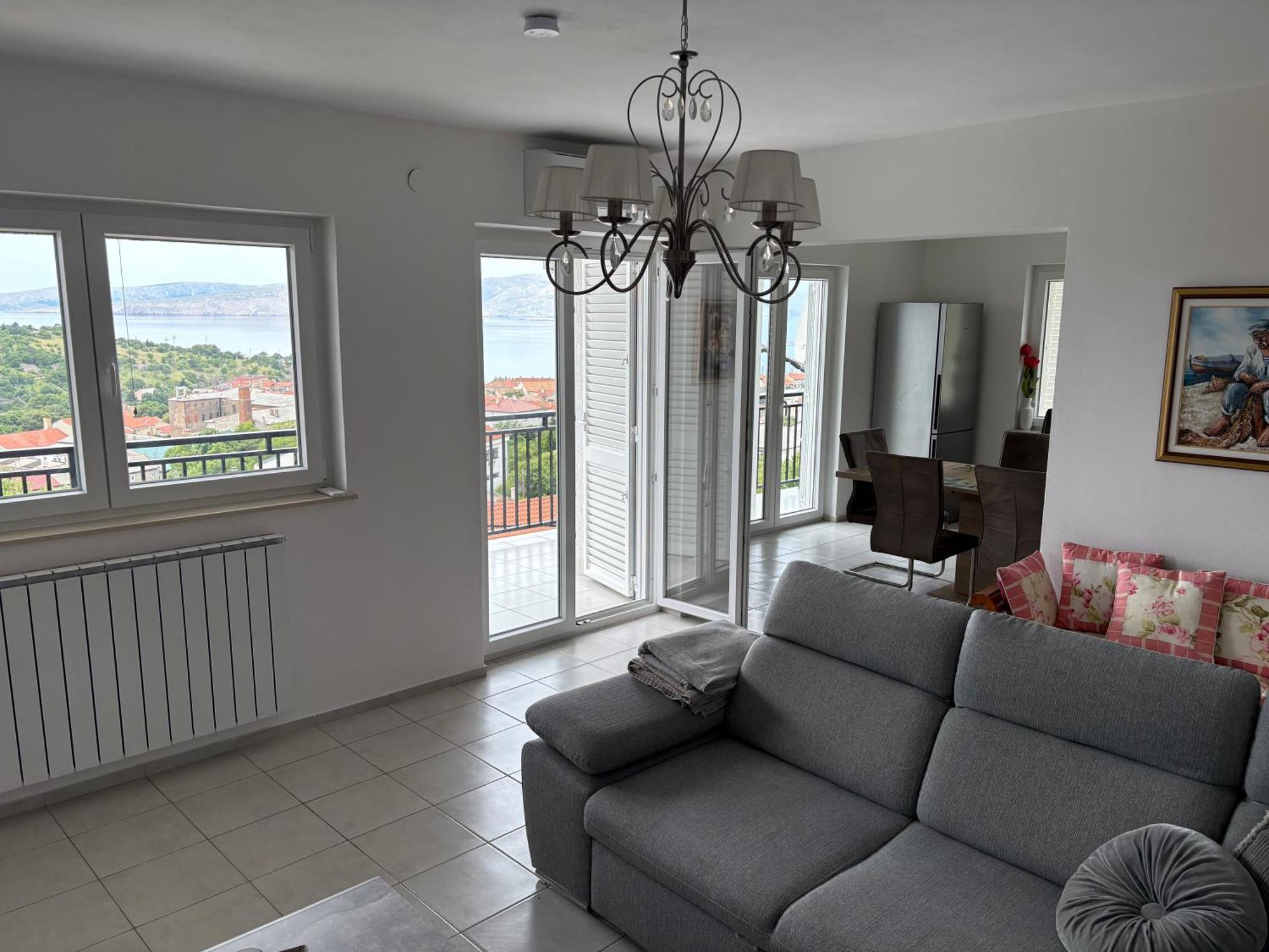 Apartments Lili Сен Екстериор снимка