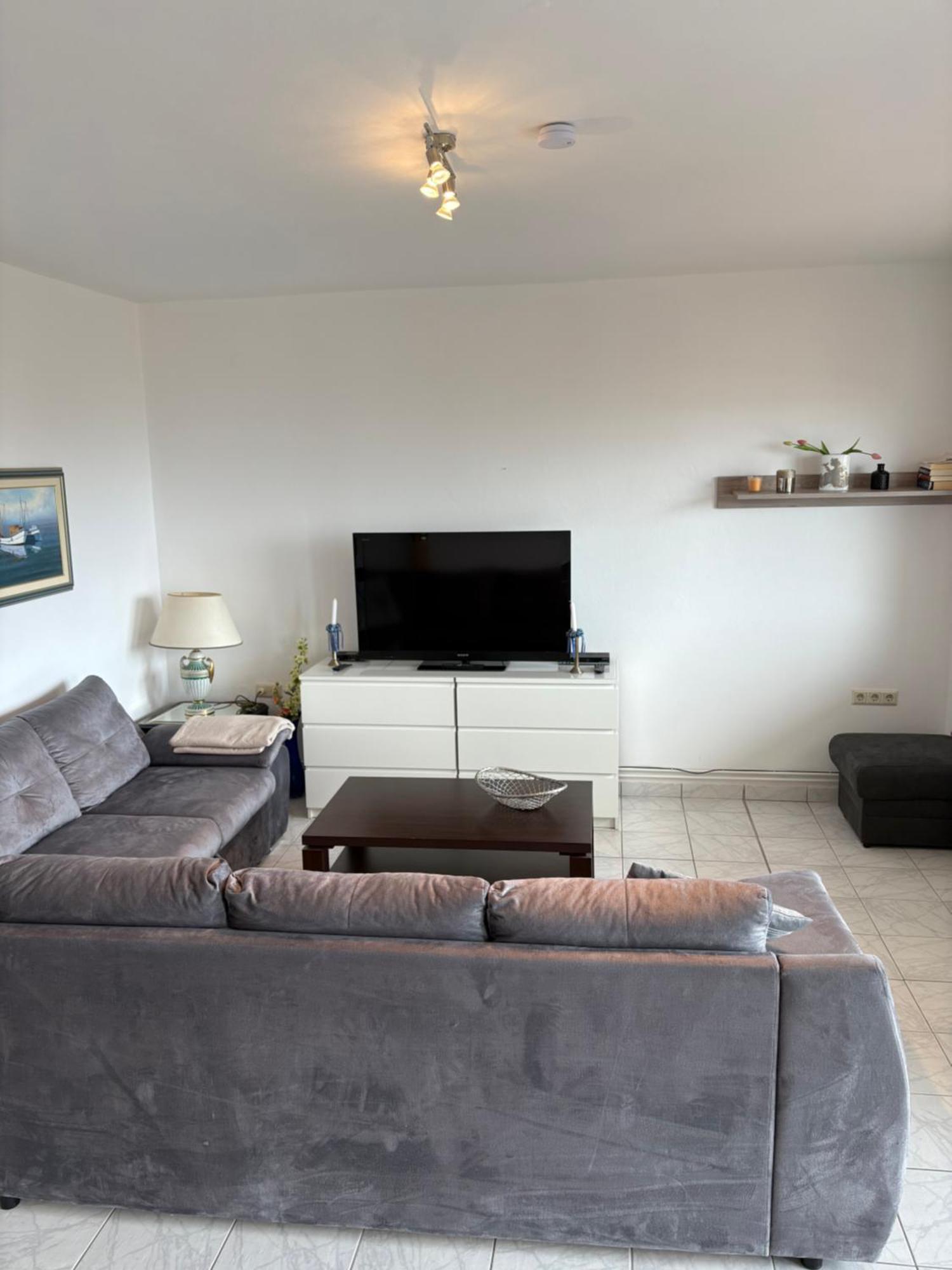 Apartments Lili Сен Екстериор снимка